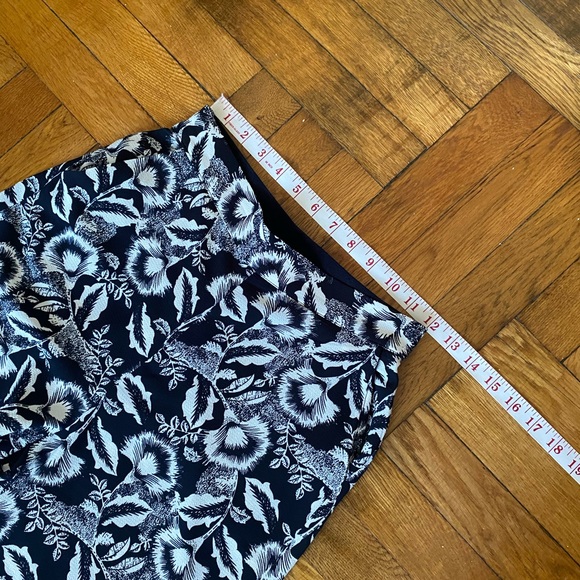 Mango women’s Black and White Floral Trousers - XS - Picture 5 of 8